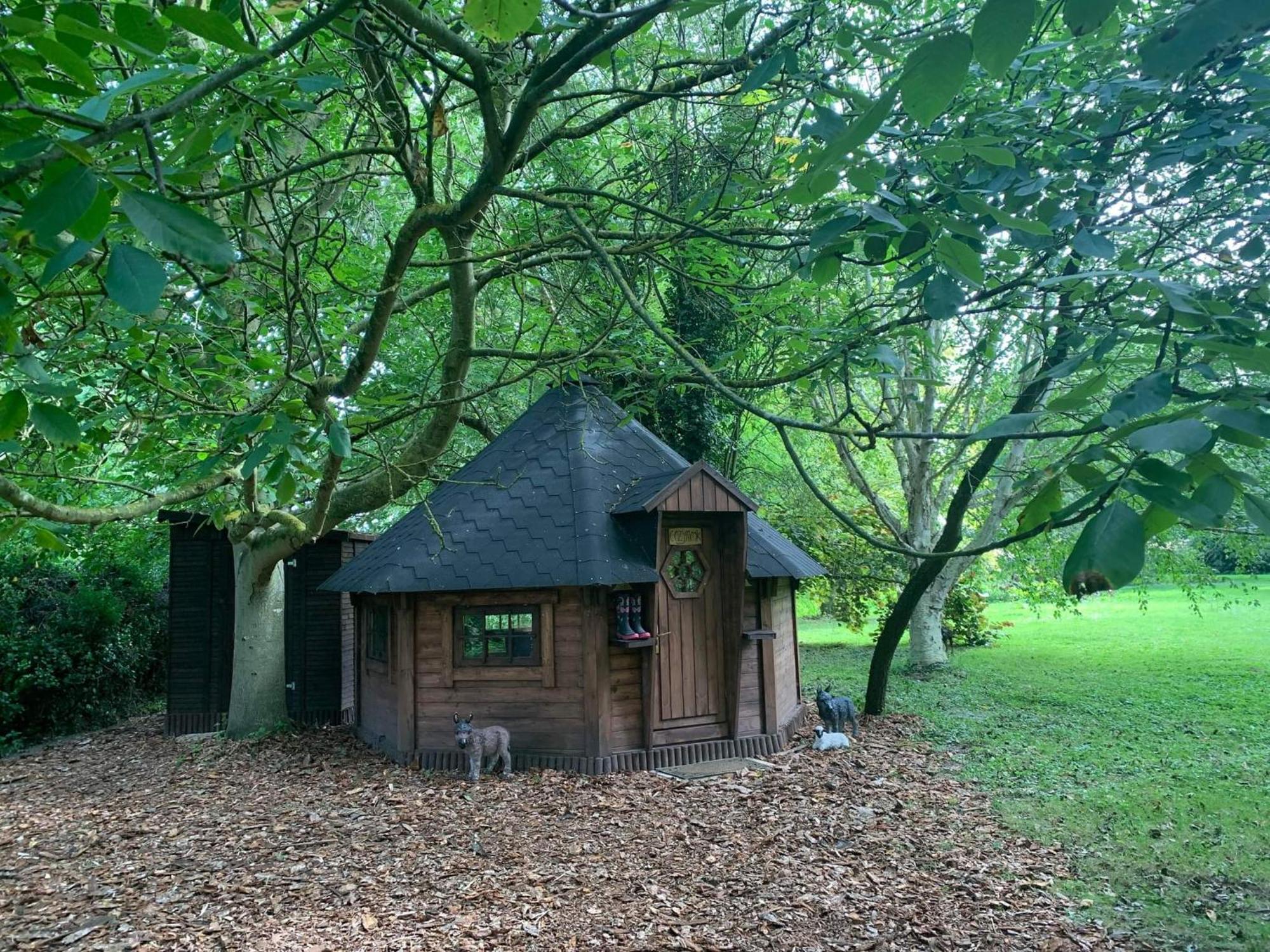 Starry Meadow & Rescued Animal Experiences Villa Great Yarmouth Room photo